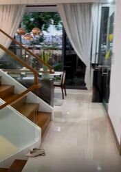 Sunrise Avenue (D28), Terrace #498232051